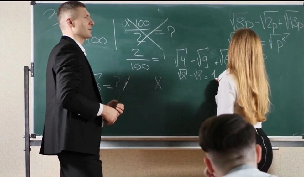Georgiana Popovici – meditatii matematica A Level, GMAT si SAT in Bucuresti