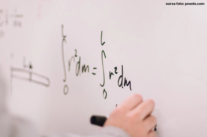 Meditatii matematica pentru examenele internationale A Level, GMAT si SAT